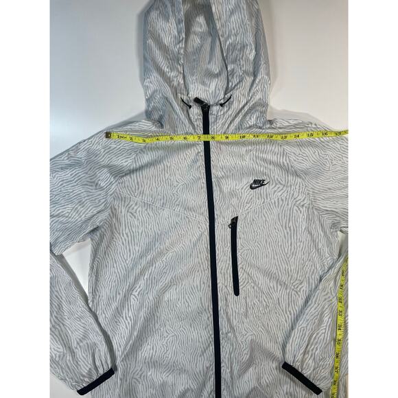 Nike White Gray Hooded Windbreaker Jacket S Zip Lightweight gorpcore athleisure - Picture 3 of 9